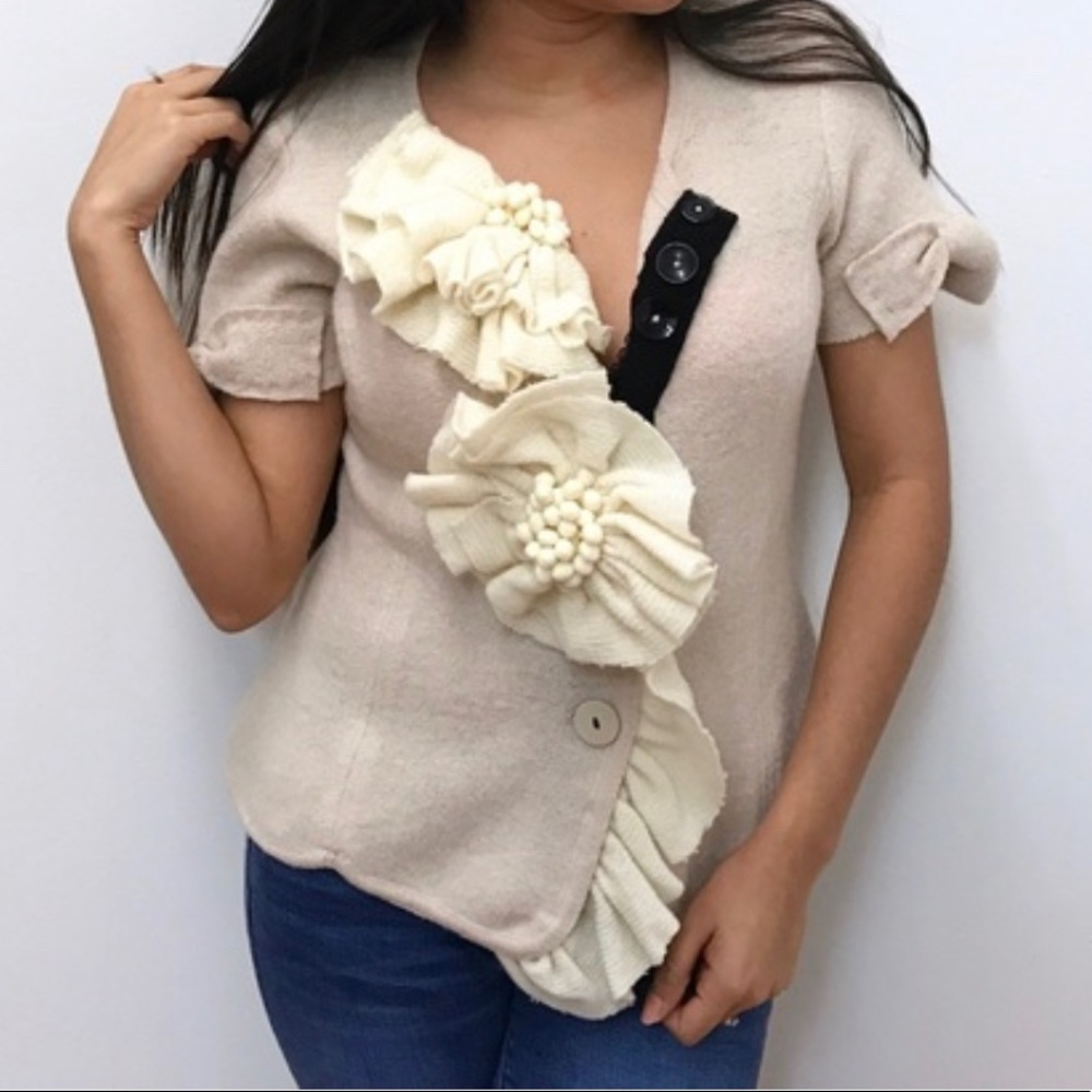 Anthropologie Ivory Appliqué Sweater Top XS